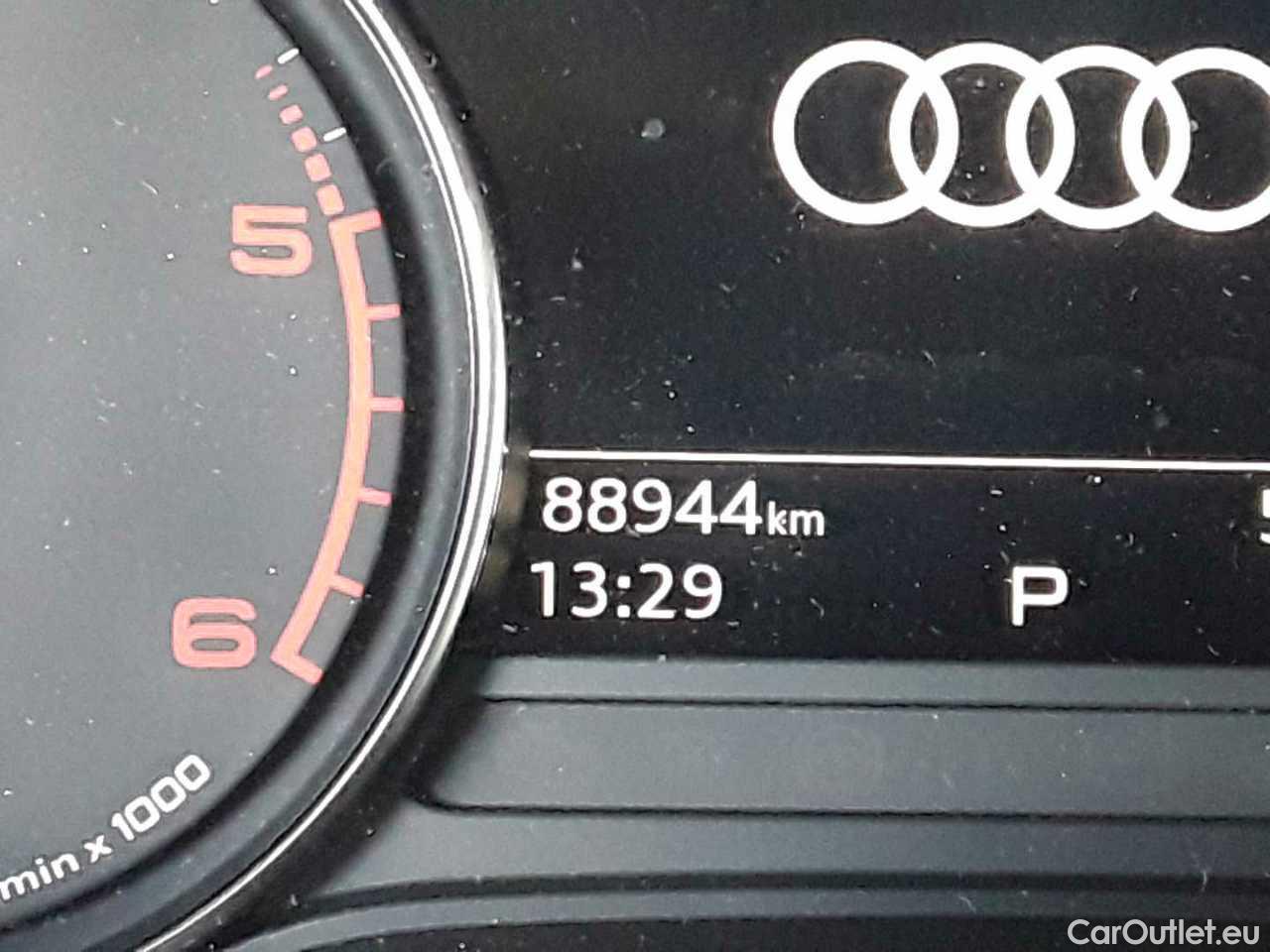 Audi  A4 30 TDI S tronic - Automatic Diesel/Electric  39 #20