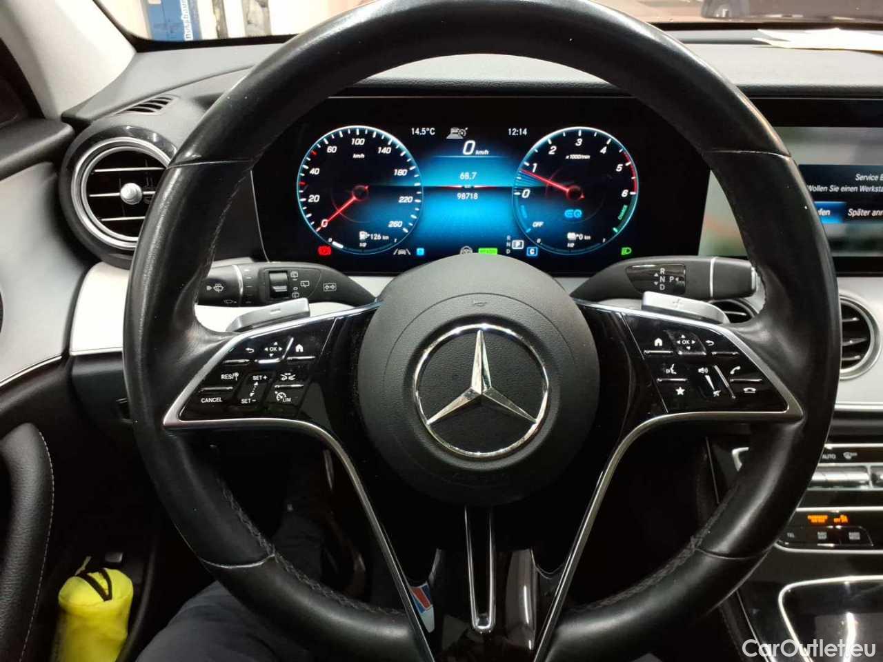 Mercedes  E-Klasse 300 de 4Matic T 9G-TRONIC Avantgarde Automatic Diesel/Electric  53 #13