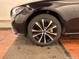 Mercedes  E-Klasse 300 de 4Matic T 9G-TRONIC Avantgarde Automatic Diesel/Electric  53 #10