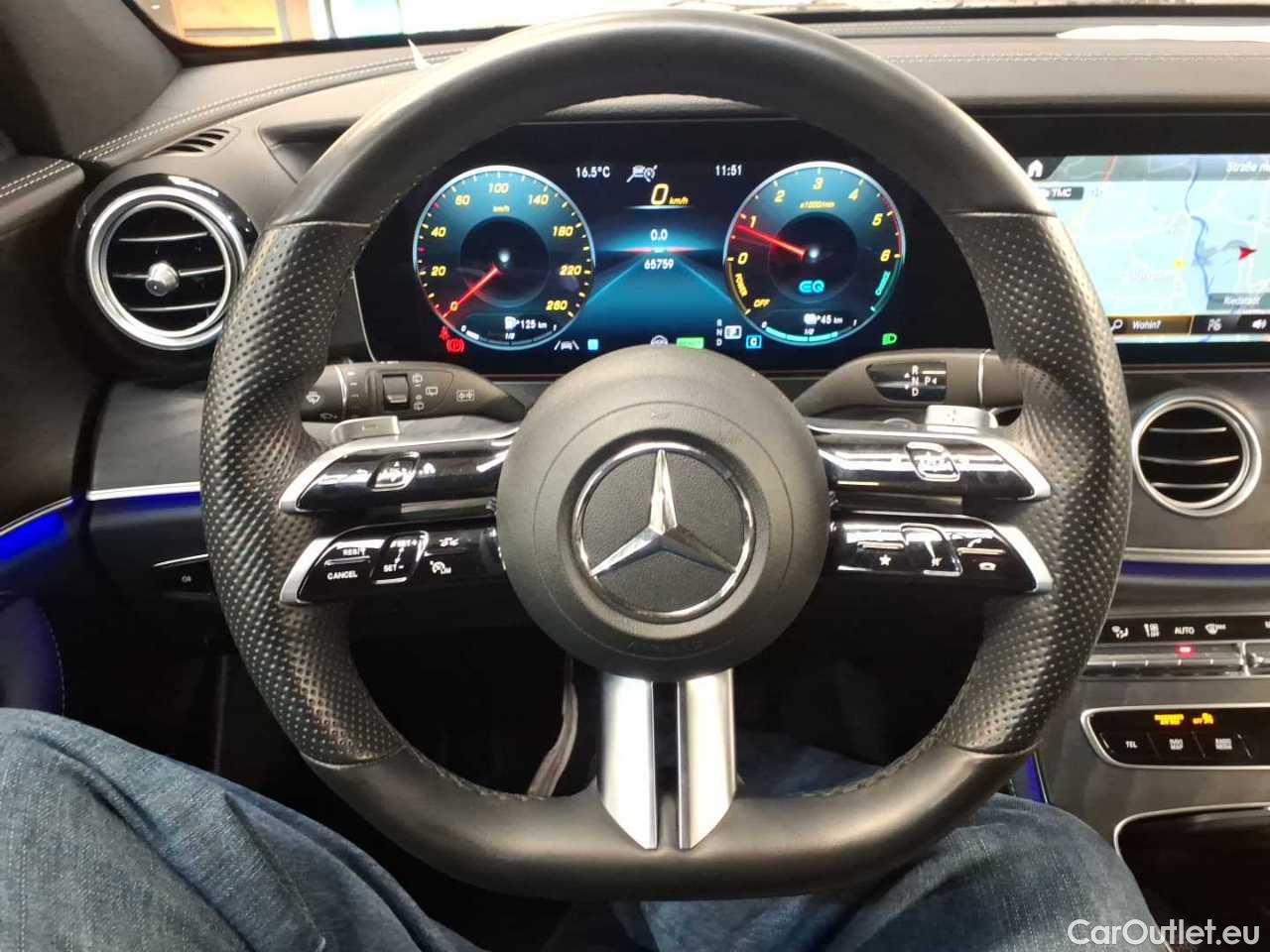 Mercedes  E-Klasse 300 de T 9G-TRONIC AMG líne Automatic Diesel/Electric  76 #13