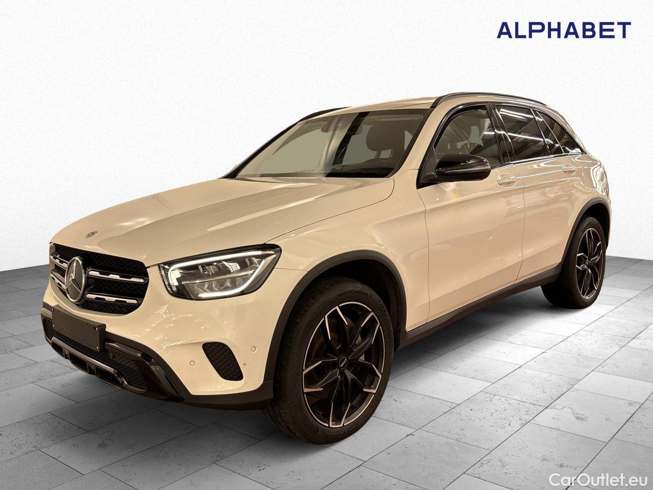 Mercedes  GLC 300 de 4Matic 9G-TRONIC Automatic Diesel/Electric  73 #1
