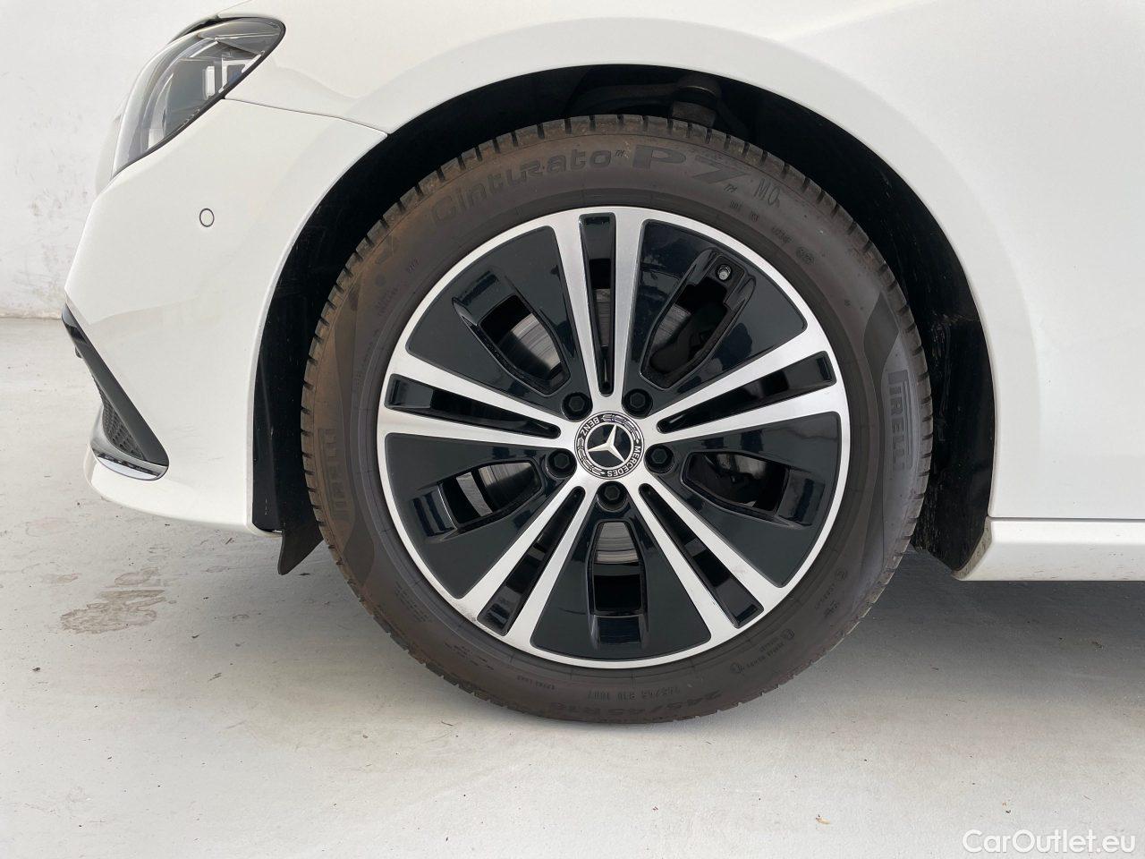 Mercedes  E-Klasse 220 d 9G-TRONIC Avantgarde Automatic Diesel/Electric  75 #10