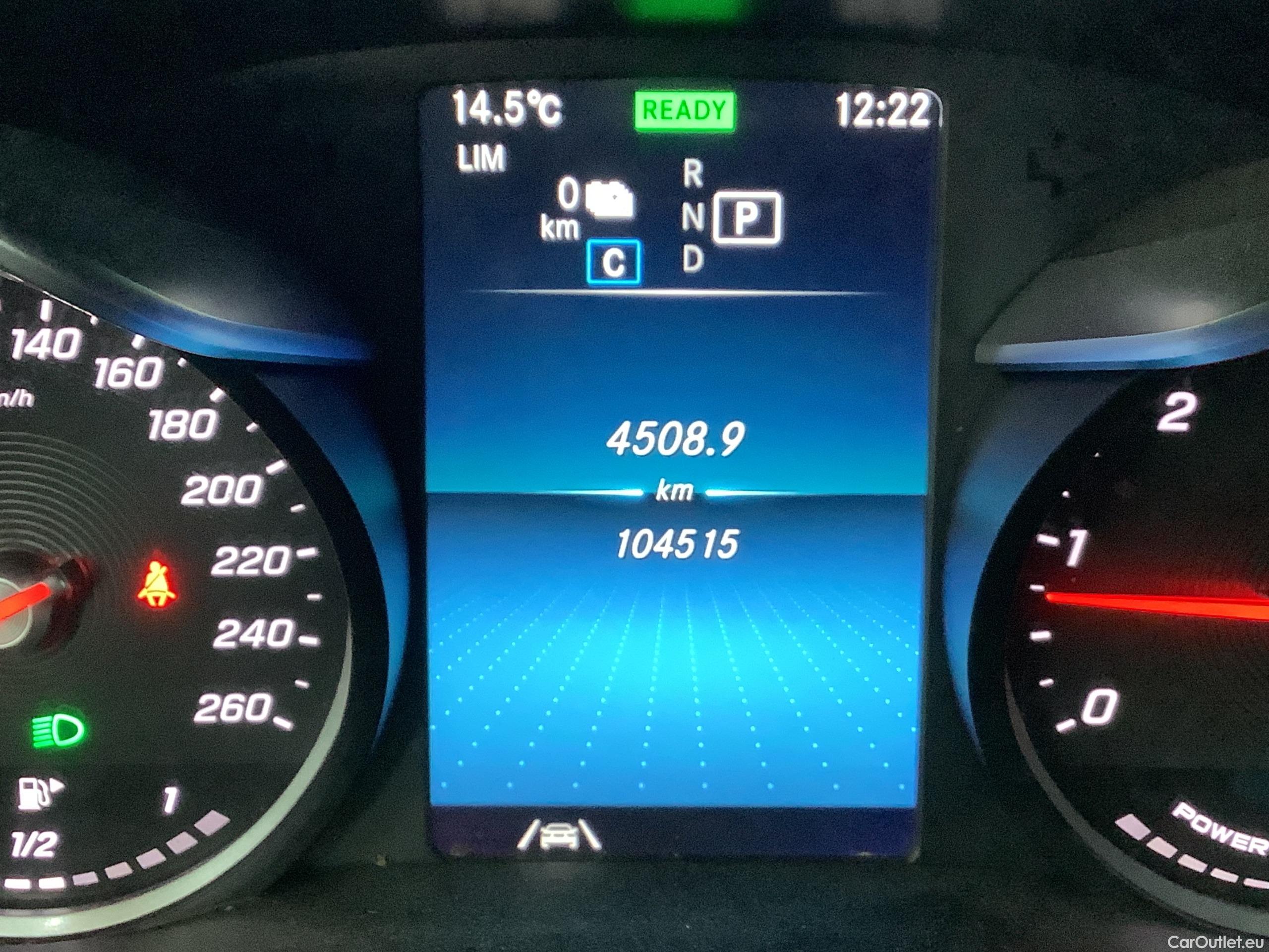 Mercedes  GLC 300 de 4Matic 9G-TRONIC Automatic Diesel/Electric  73 #18