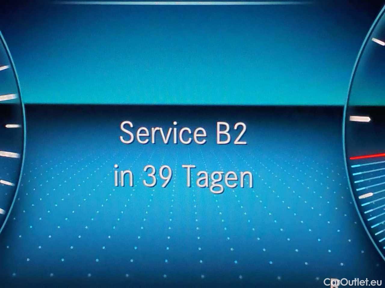 Mercedes  E-Klasse 220 d 9G-TRONIC Avantgarde Automatic Diesel/Electric  75 #28