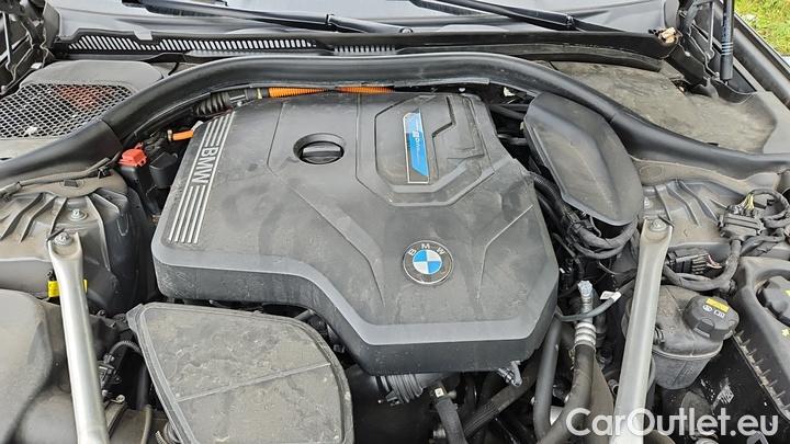 Bmw  Serie 5 530e xDrive Touring A #11