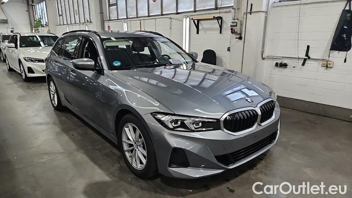 Bmw  Serie 3 318d Touring Auto #2