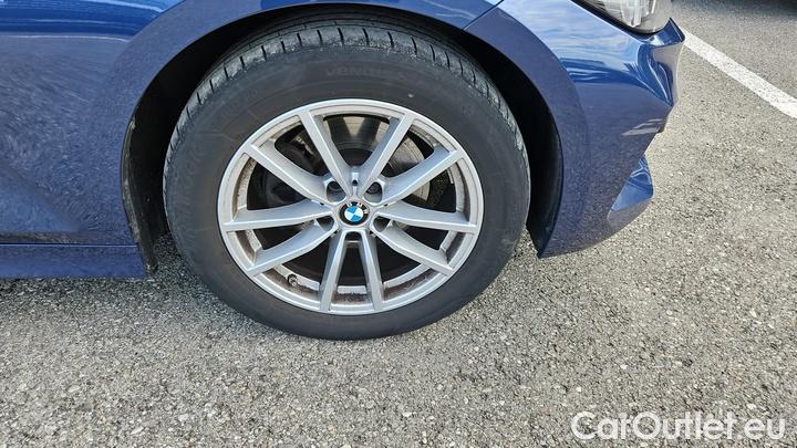 Bmw  Serie 3 320d xDrive Touring Automatic #10