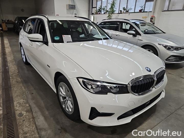 Bmw  Serie 3 330e Touring Advantage Automatic #2