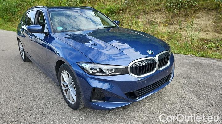 Bmw  Serie 3 320d xDrive Touring Automatic #2