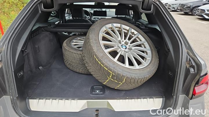 Bmw  Serie 5 530e xDrive Touring A #8