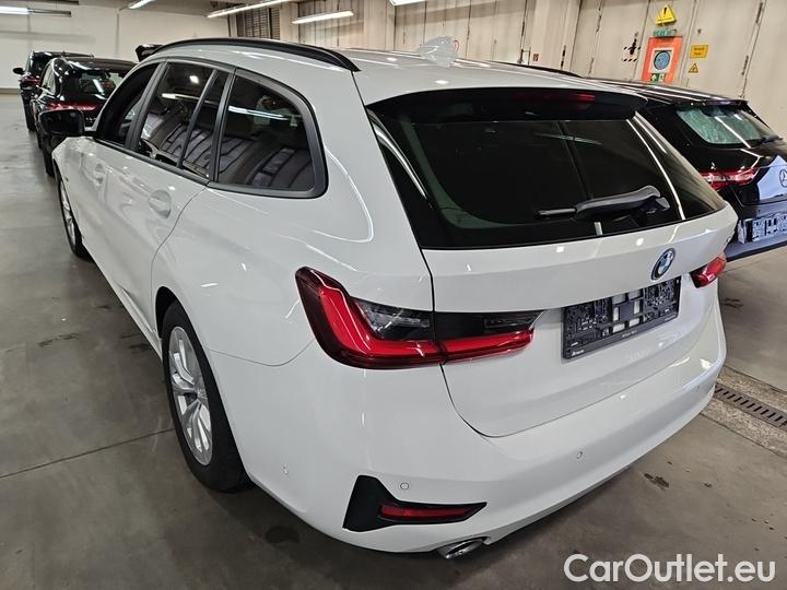 Bmw  Serie 3 330e Touring Advantage Automatic #3