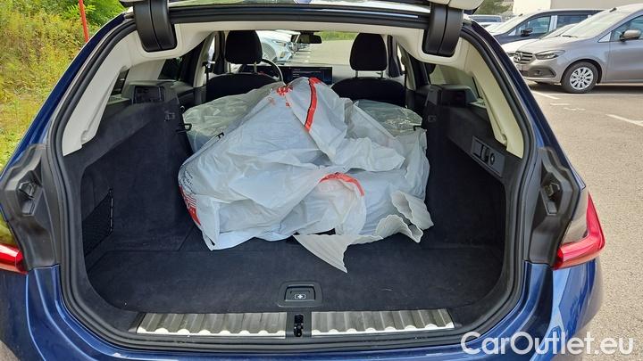 Bmw  Serie 3 320d xDrive Touring Automatic #8