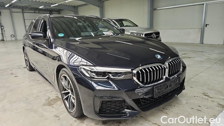 Bmw  Serie 5 530e xDrive Touring A #2