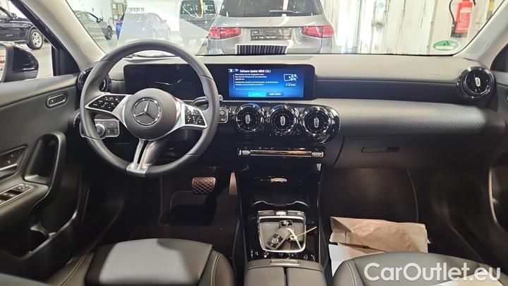 Mercedes  A-Klasse A 180 d DCT #6