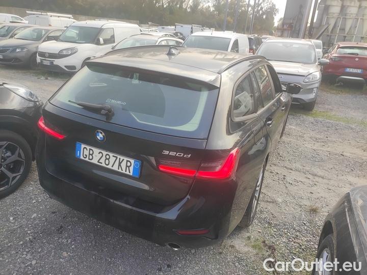 Bmw  Serie 3 320d MH48V Touring auto #4