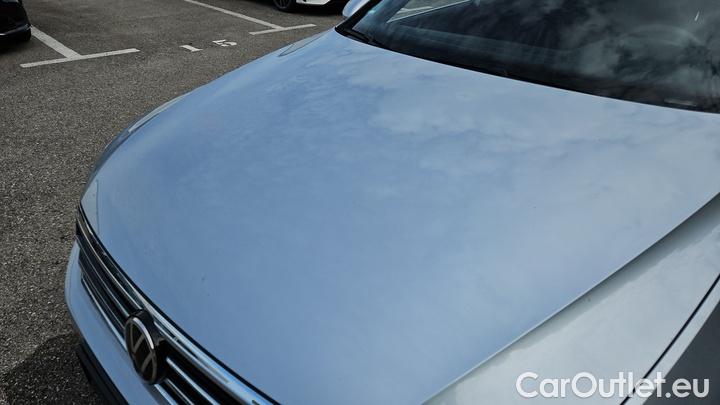 Volkswagen  Passat 2.0 TDI SCR Elegance Variant #17