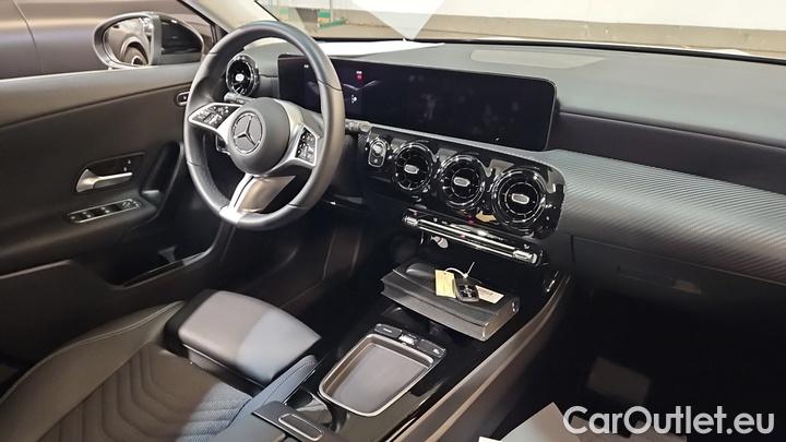 Mercedes  A-Klasse A 180 d DCT #6