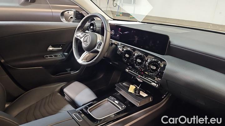 Mercedes  A-Klasse A 180 d DCT #7