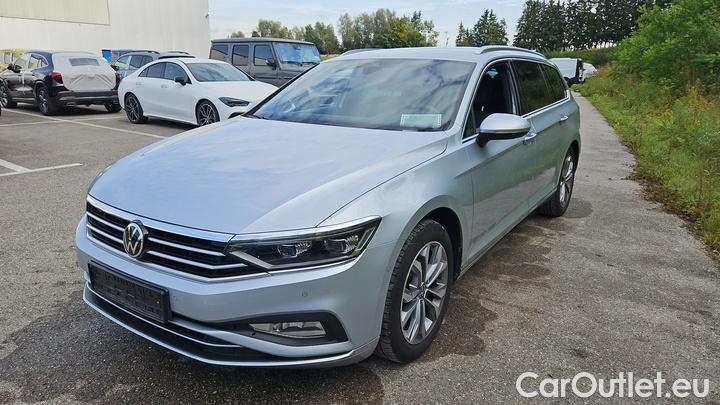 Volkswagen  Passat 2.0 TDI SCR Elegance Variant #1