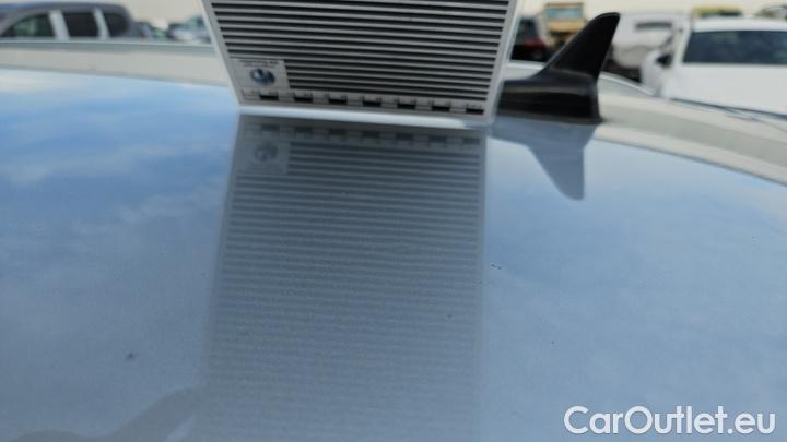 Volkswagen  Passat 2.0 TDI SCR Elegance Variant #21