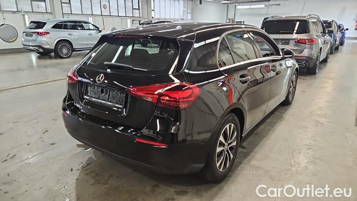 Mercedes  A-Klasse A 180 d DCT #4