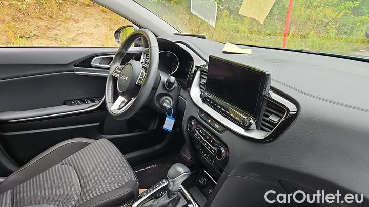 KIA  Cee'd 1.6 CRDi MHEV 100kW DCT Vision SW #7