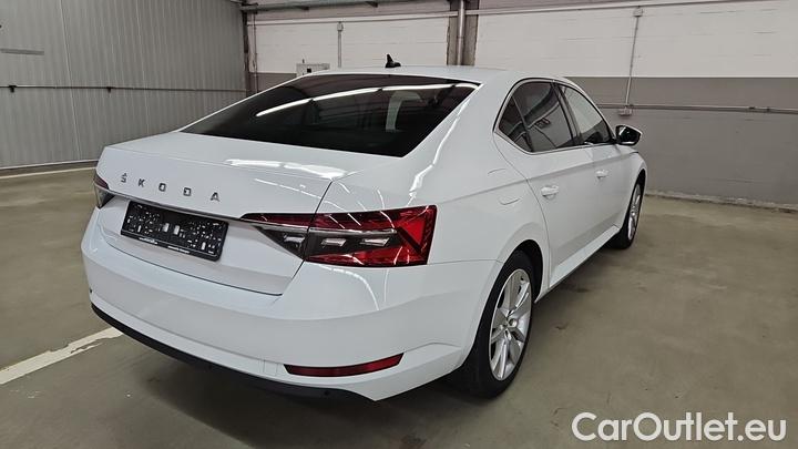 Skoda  Superb 2.0 TDI SCR 147kW DSG 4x4 STYLE #4