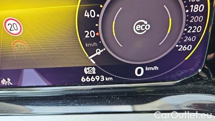 Volkswagen  Golf  2.0 TDI SCR 147kW DSG 4MOTION Alltrack #9