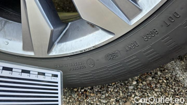 Volkswagen  Passat 2.0 TDI SCR Elegance Variant #34