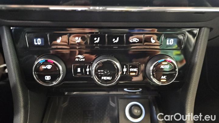 Skoda  Superb 2.0 TDI SCR 147kW DSG 4x4 STYLE COMBI #14