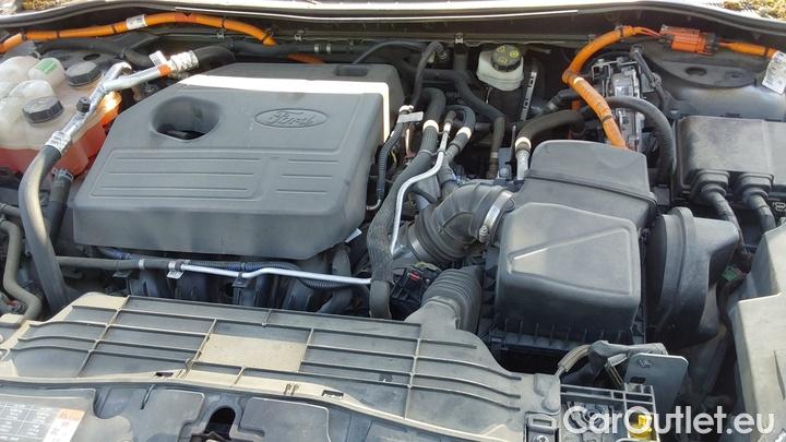 Ford  Kuga 2.5 Benzina PHEV 225CV 2WD Titanium Aut #15