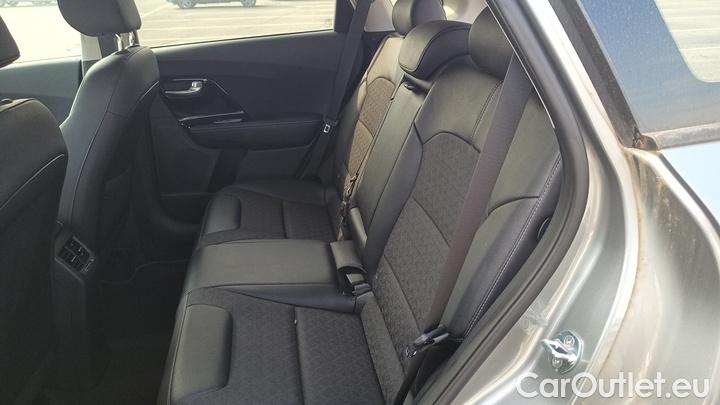 KIA  Niro 1.6 PHEV GDI Style DCT #8