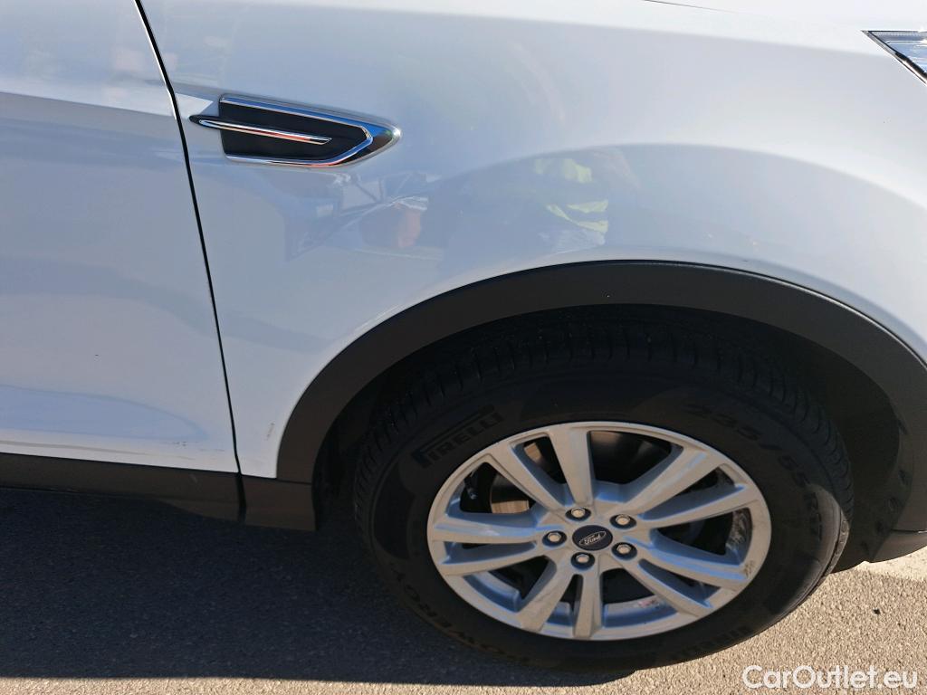  Ford  Kuga FORD  / 2016 / 5P / todoterreno 1.5 EcoBoost 88kW 4x2 Trend+ (CX) #9