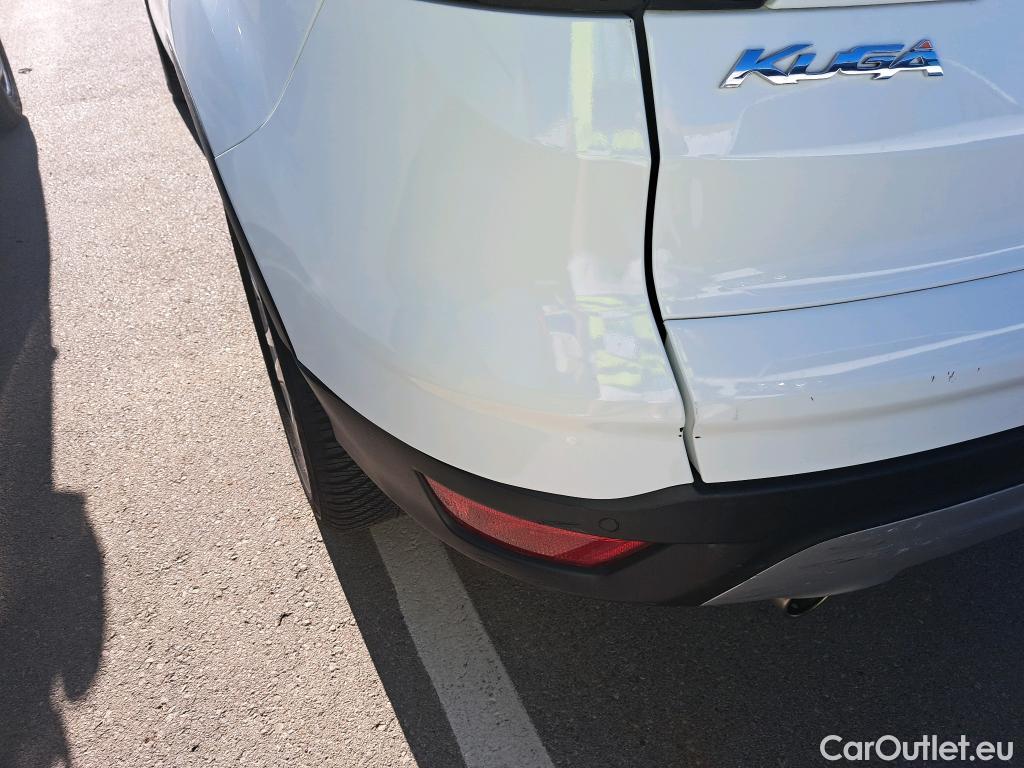  Ford  Kuga FORD  / 2016 / 5P / todoterreno 1.5 EcoBoost 88kW 4x2 Trend+ (CX) #40