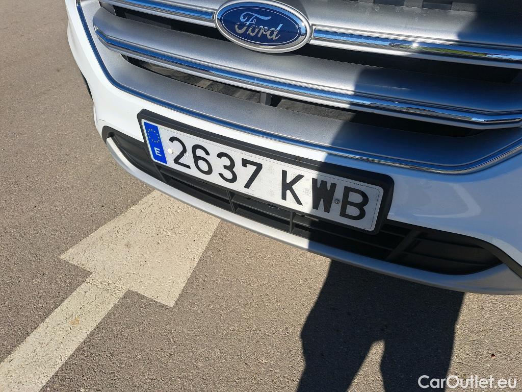  Ford  Kuga FORD  / 2016 / 5P / todoterreno 1.5 EcoBoost 88kW 4x2 Trend+ (CX) #34