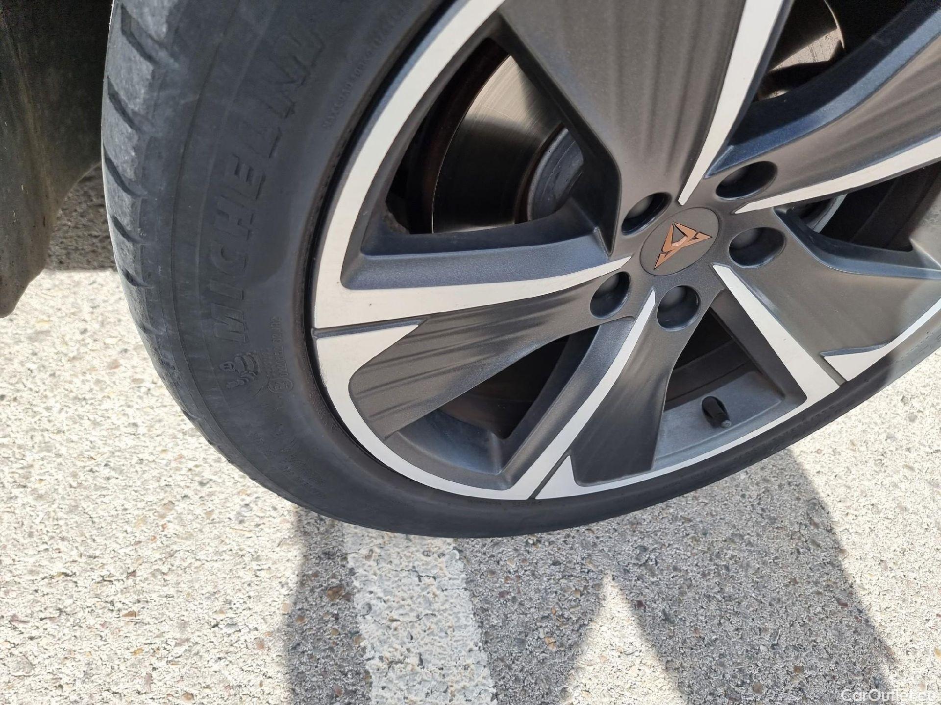 Cupra  Formentor CUPRA  / 2020 / 5P / todoterreno 1.4 e-Hybrid 150kW (204 CV) DSG (AC) #42