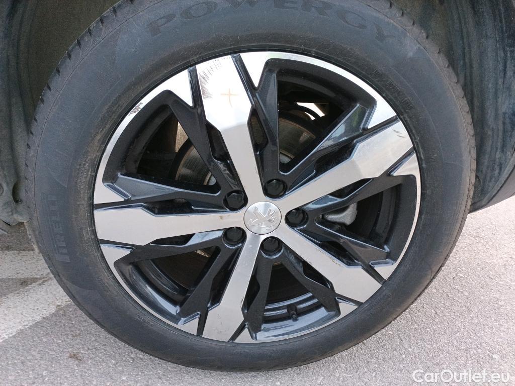  Peugeot  3008 PEUGEOT  / 2020 / 5P / todoterreno 1.6 PureTech 132KW S&S GT Pack EAT8 #5