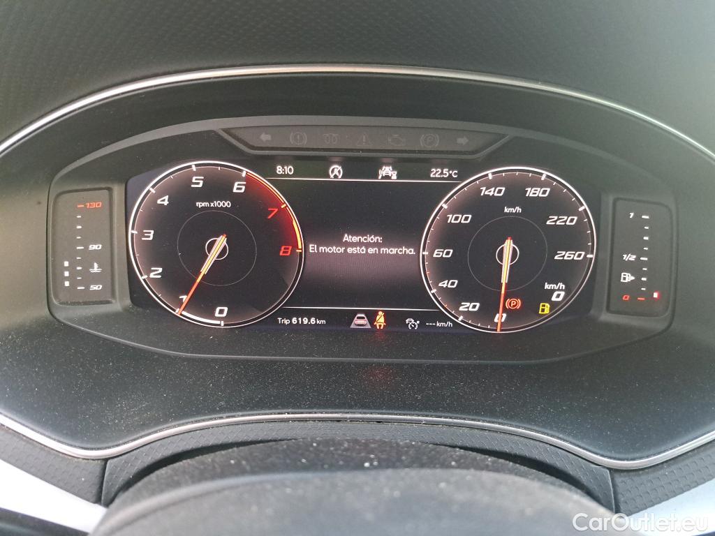 Seat  Arona SEAT  / 2017 / 5P / todoterreno 1.0 TSI 81kW (110CV) Style Plus (AC) #4