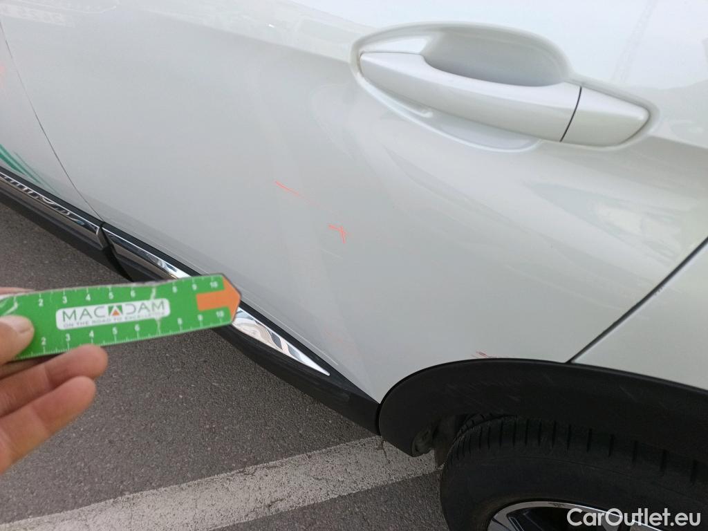  Peugeot  3008 PEUGEOT  / 2020 / 5P / todoterreno 1.6 PureTech 132KW S&S GT Pack EAT8 #19