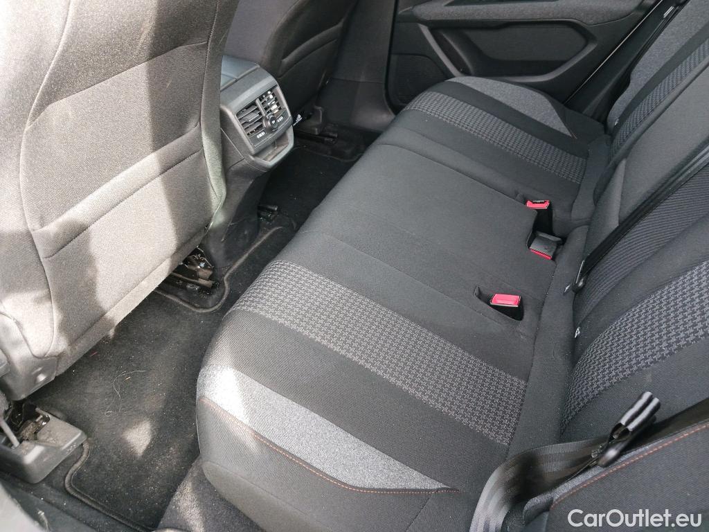  Peugeot  3008 PEUGEOT  / 2020 / 5P / todoterreno 1.2 PureTech 96KW S&S Active Pack EAT8 #15