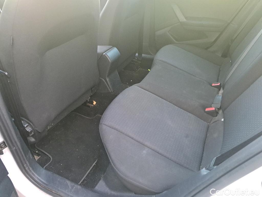 Seat  Arona SEAT  / 2017 / 5P / todoterreno 1.0 TSI 81kW (110CV) Style Plus (AC) #16