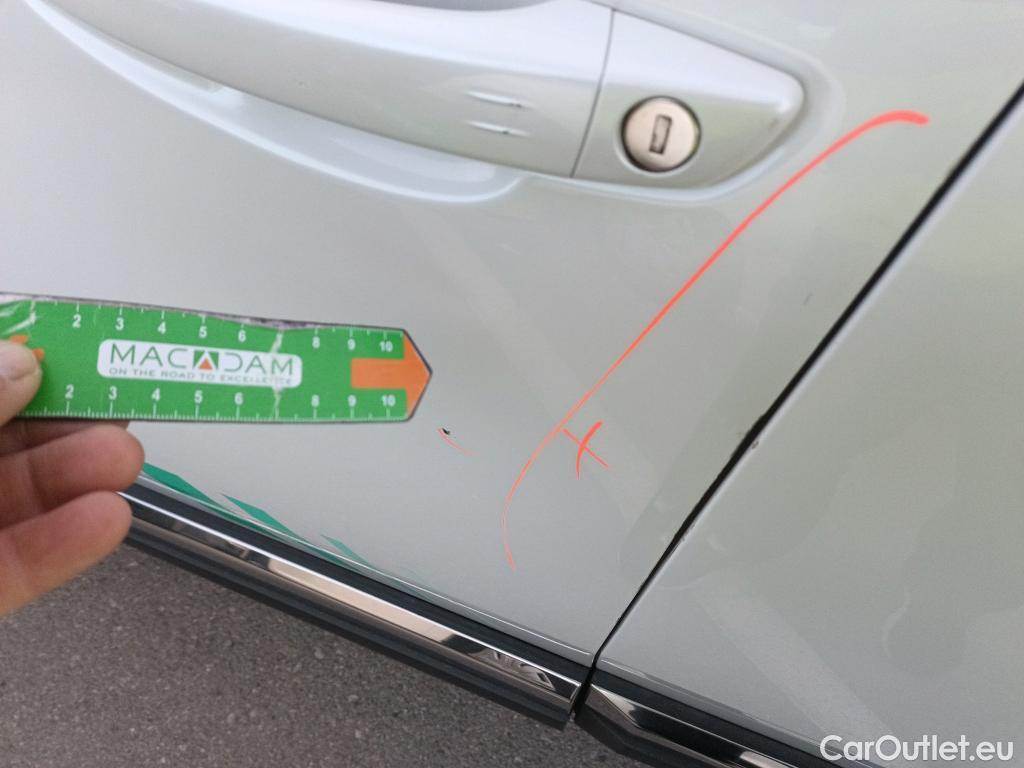  Peugeot  3008 PEUGEOT  / 2020 / 5P / todoterreno 1.6 PureTech 132KW S&S GT Pack EAT8 #12