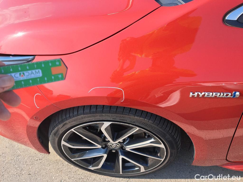  Toyota  Corolla TOYOTA  / 2019 / 5P / familiar 2.0 180H ADVANCE E-CVT TOURING SPORT #1