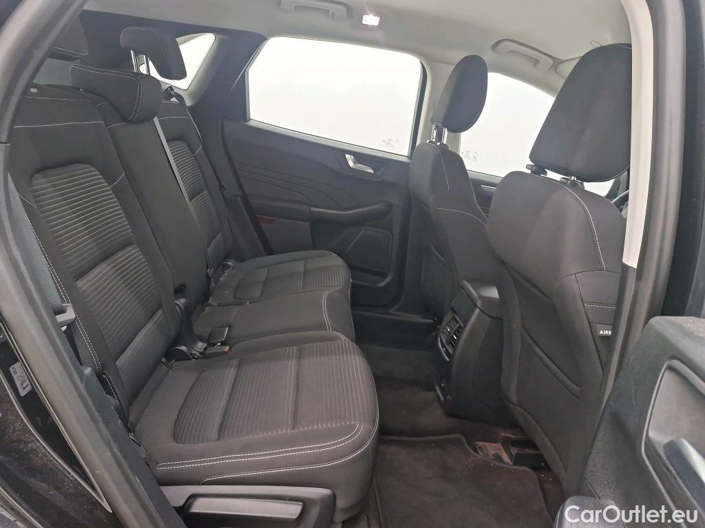 Ford  Kuga  Titanium Plug-In Hybrid 2.5 225CV BVA6 E6dT #9
