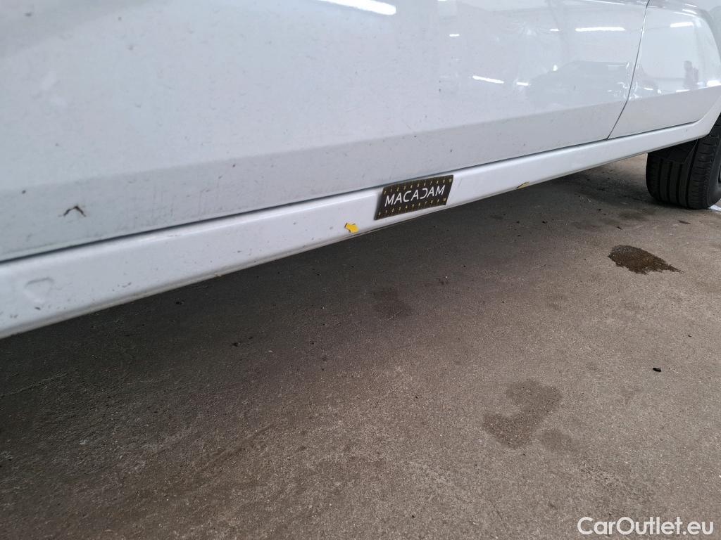 Dacia  Sandero  III Confort 1.0 TCe 90CV BVM5 E6d #1