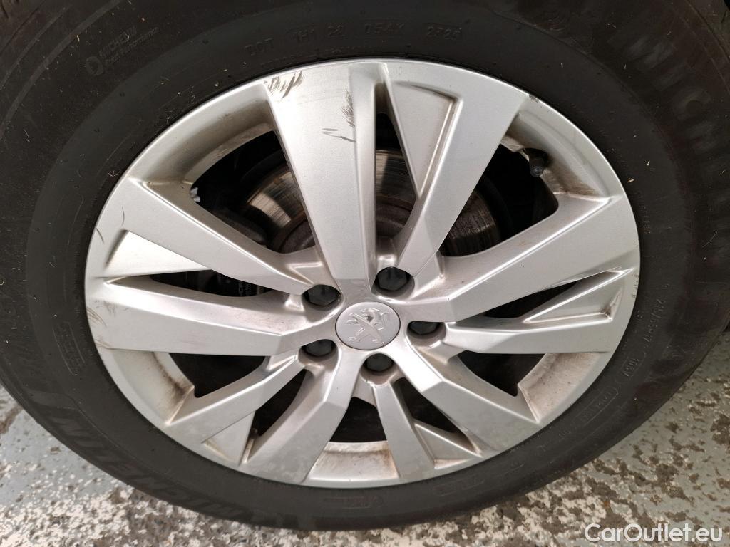 Peugeot  3008  Active Business 1.5 HDi 130CV BVA8 E6d #40