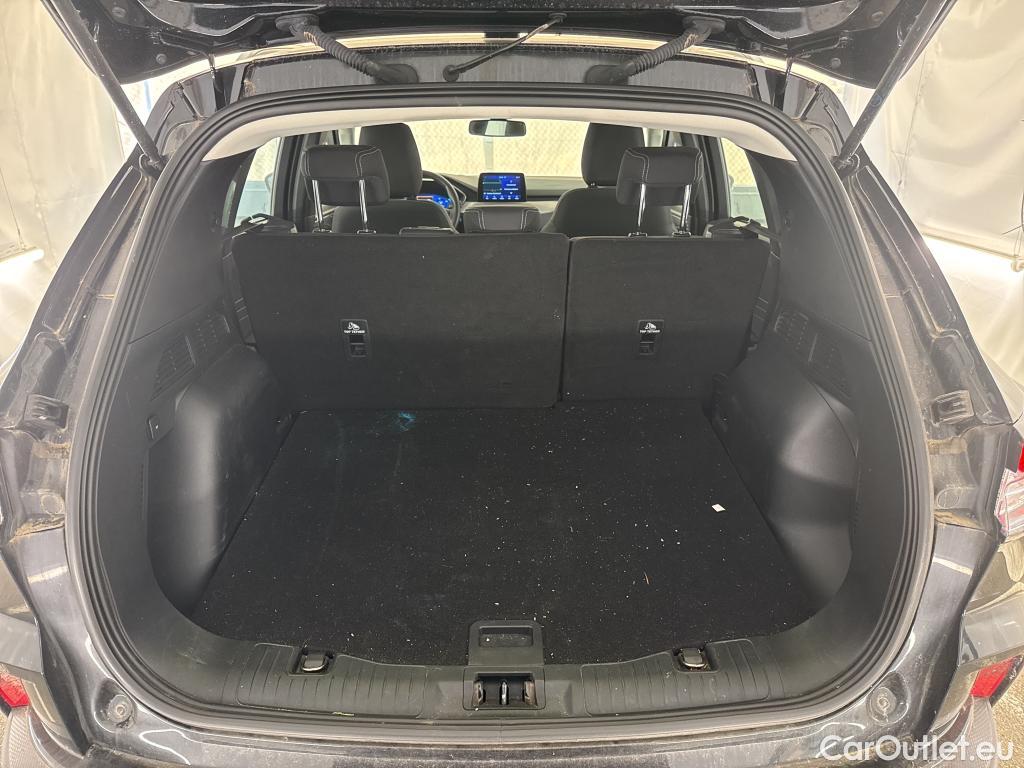 Ford  Kuga FORD  / 2019 / 5P / SUV 2.5 190 hybrid Flexifuel Pshift Titanium #10