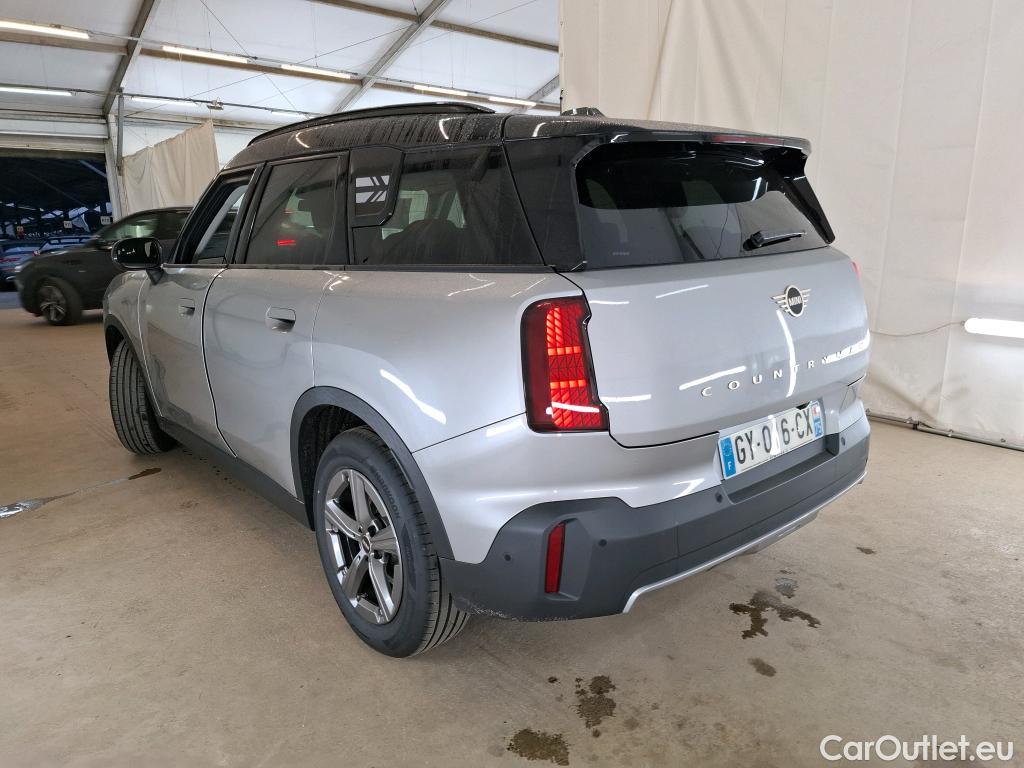 Mini  Countryman MINI  / 2023 / 5P / SUV C 170 ch DKG7 Classic #2