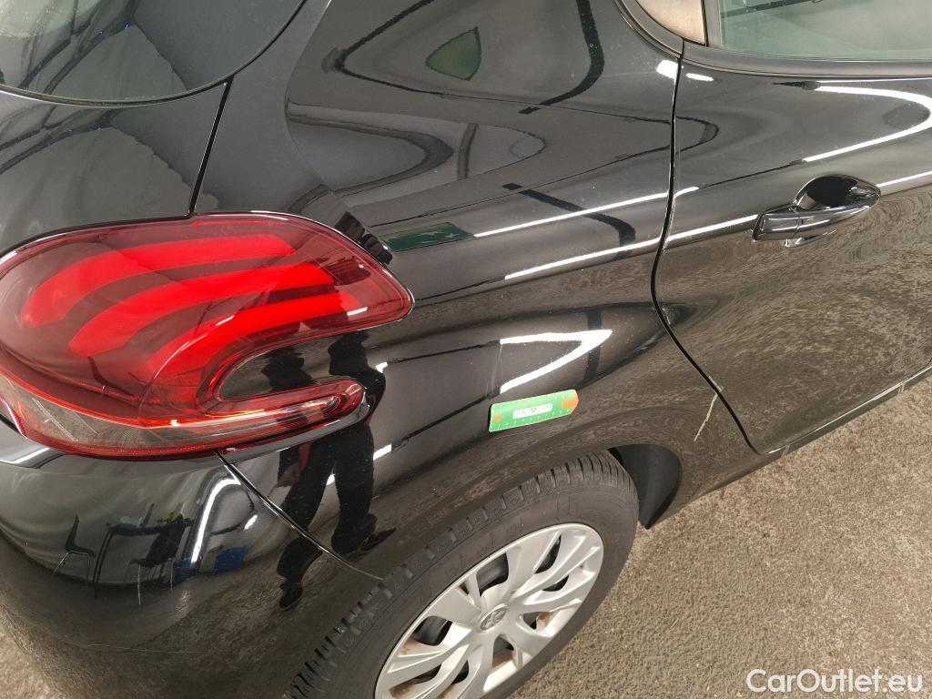 Peugeot  208  Affaire Premium Pack 1.5 HDi 100CV BVM5 E6dT #4
