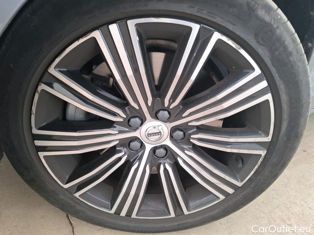 Volvo  S60  Lim. Inscription Recharge Plug-in Hybrid AWD 2.0 T6 BVA8 E6d #23
